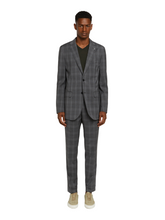 Slim fit k-moving italian fabric suit