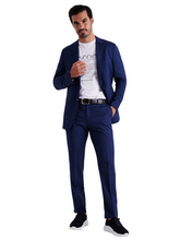 Slim fit plaids suit