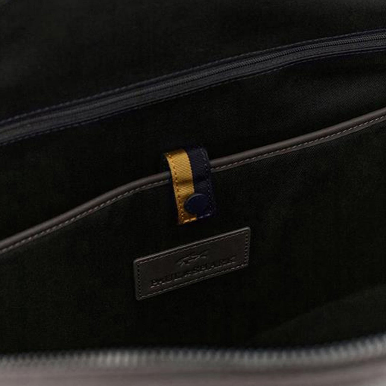 Tumbled leather holdall