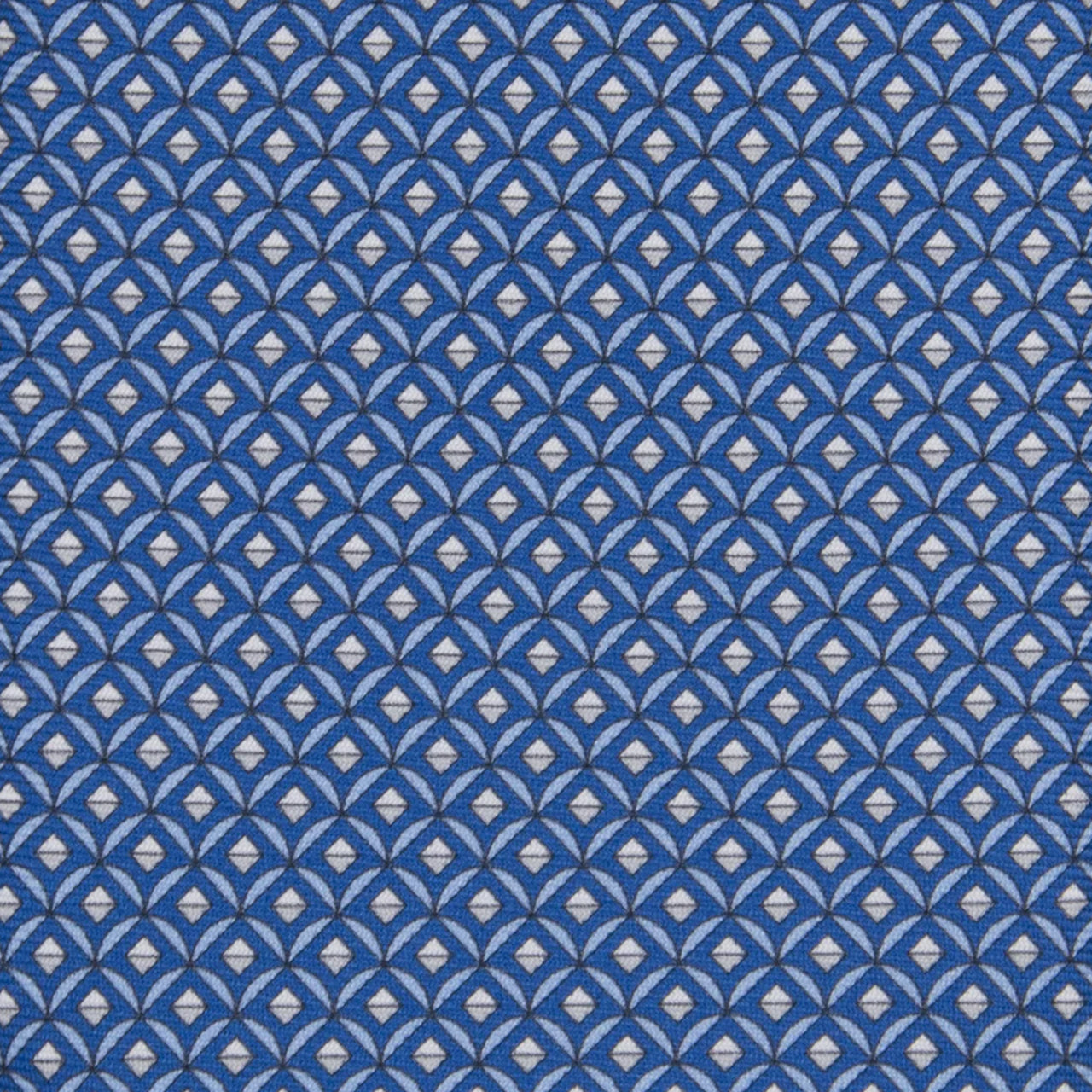 3-fold Silk Tie with Geometric Pattern in Blue - M49301