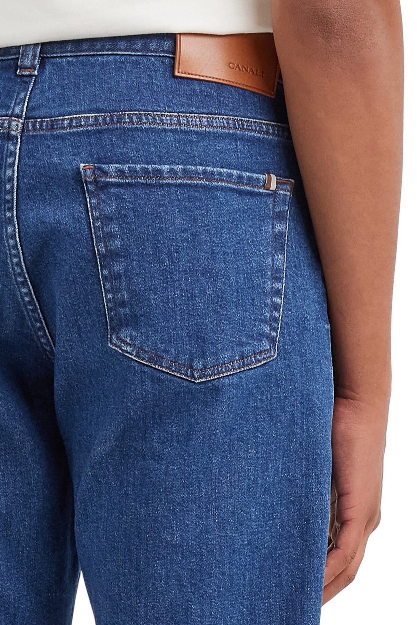 Regular fit medium blue fivepocket denim