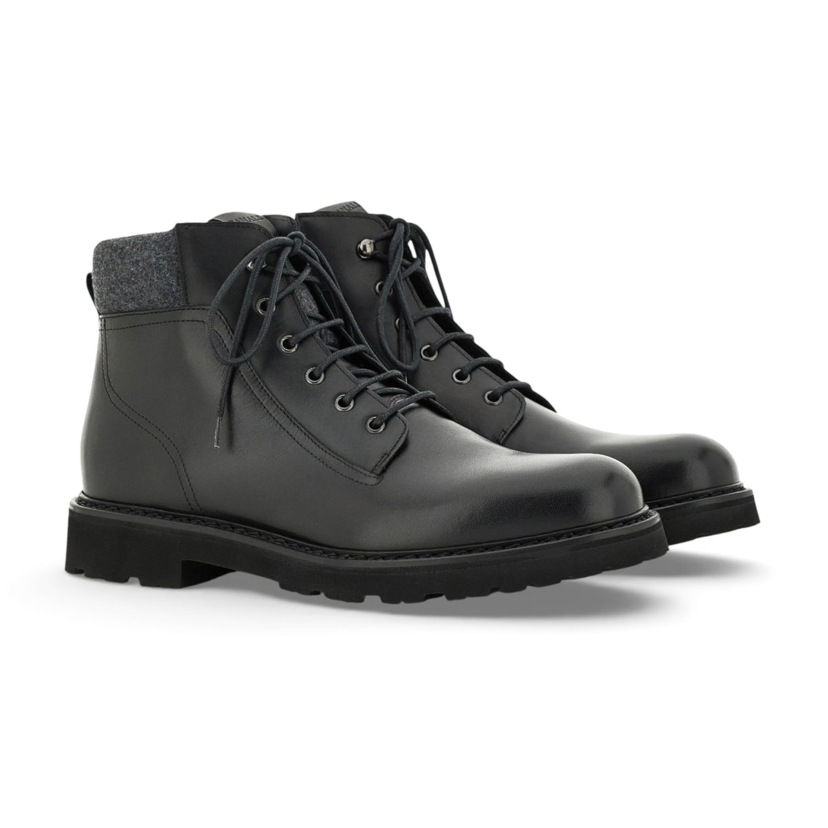 Black calfskin ankle boot with wool padded detail