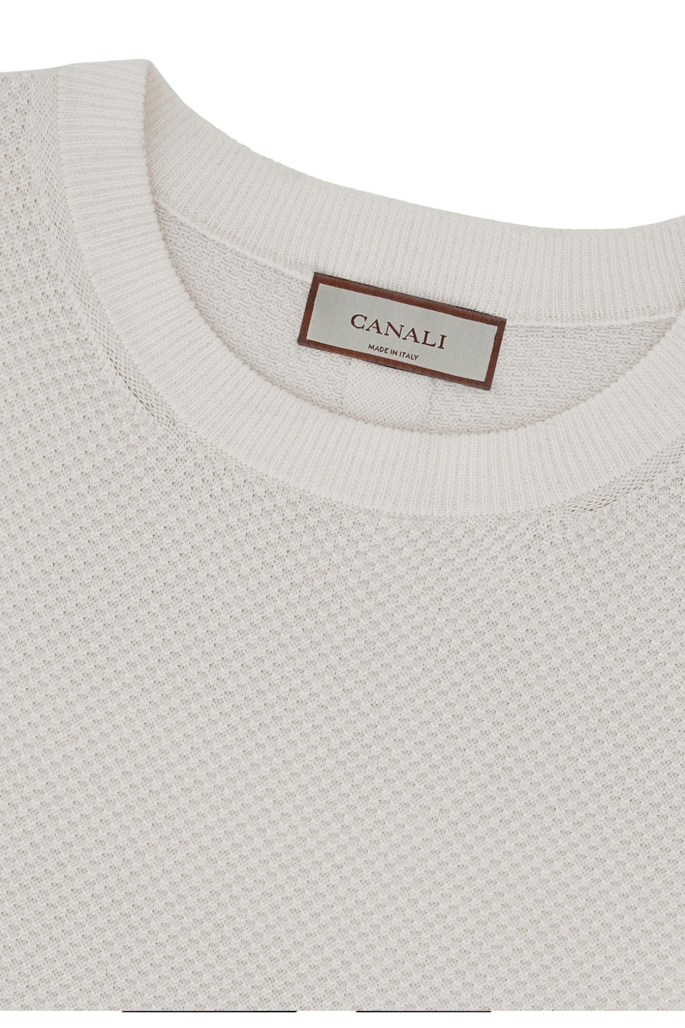 White microstructured cotton T-shirt with closed hem